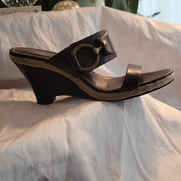 Liz Claiborne Flex sandals - Picture 3 of 4